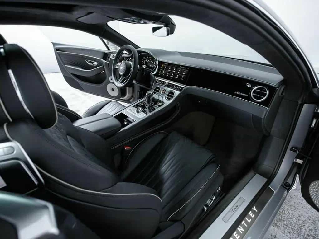 Bentley Continental GT Azure V8 Hybrid null-photo-23