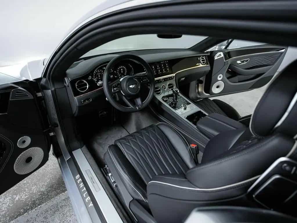 Bentley Continental GT Azure V8 Hybrid null-photo-27