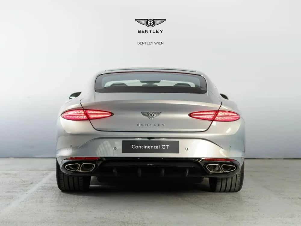 Bentley Continental GT Azure V8 Hybrid null-photo-3