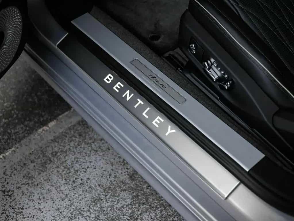 Bentley Continental GT Azure V8 Hybrid null-photo-41