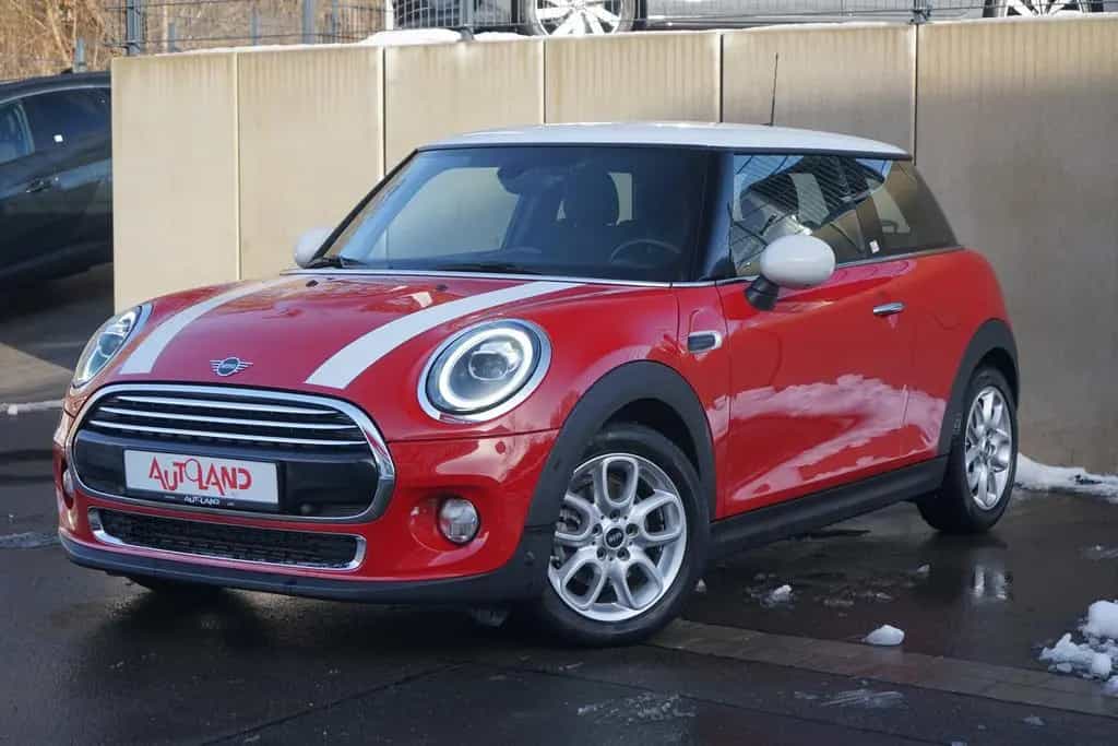 MINI Cooper Mini Cooper 1.5 LED Tempomat Sitzheizung PDC USB 07/2018-photo-1