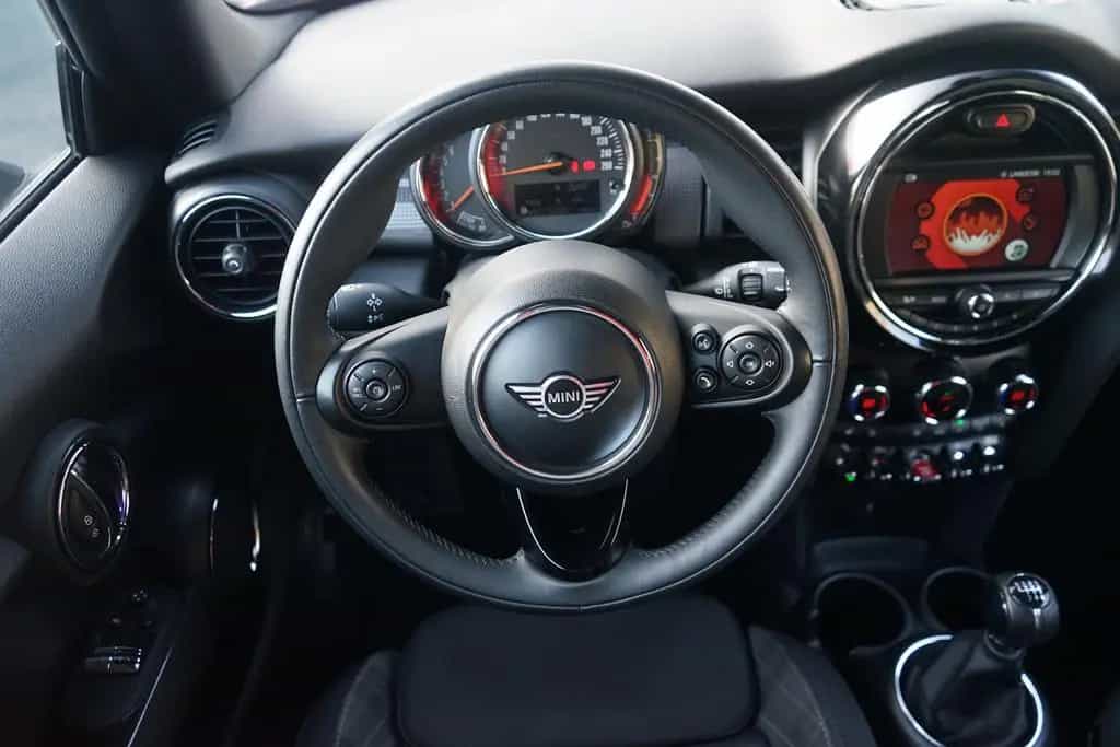 MINI Cooper Mini Cooper 1.5 LED Tempomat Sitzheizung PDC USB 07/2018-photo-10