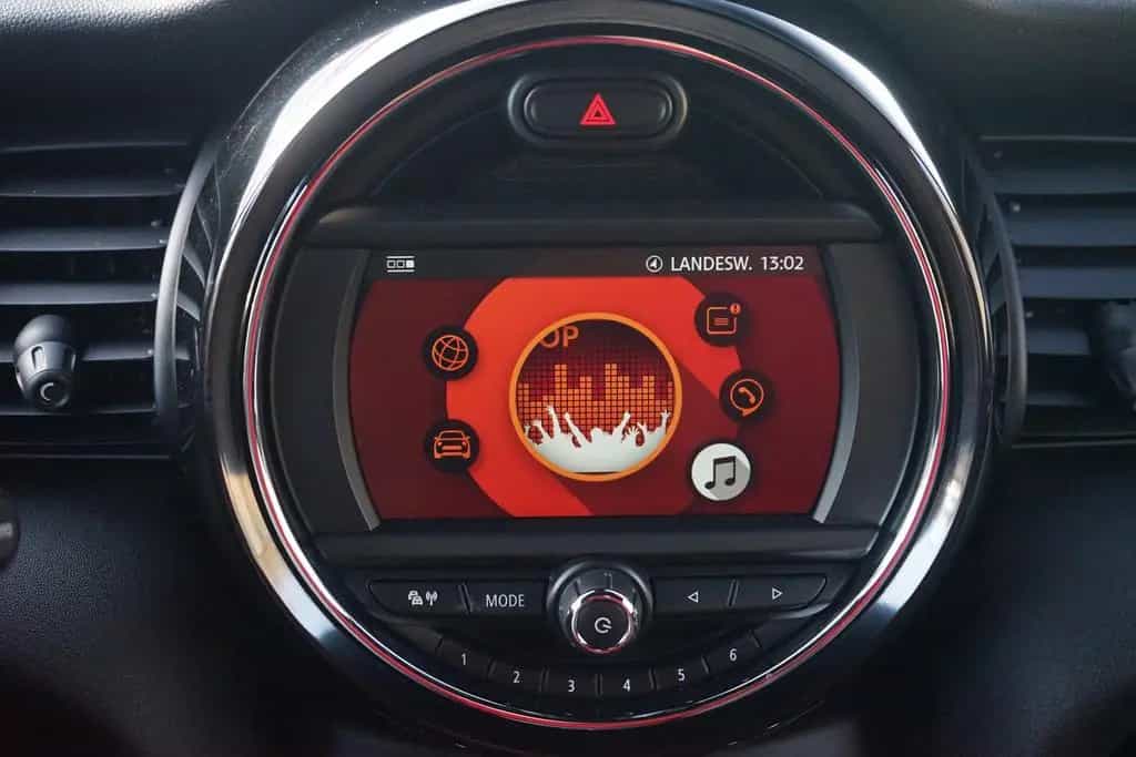 MINI Cooper Mini Cooper 1.5 LED Tempomat Sitzheizung PDC USB 07/2018-photo-11