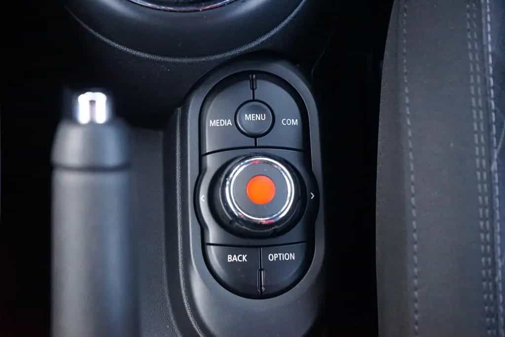 MINI Cooper Mini Cooper 1.5 LED Tempomat Sitzheizung PDC USB 07/2018-photo-15