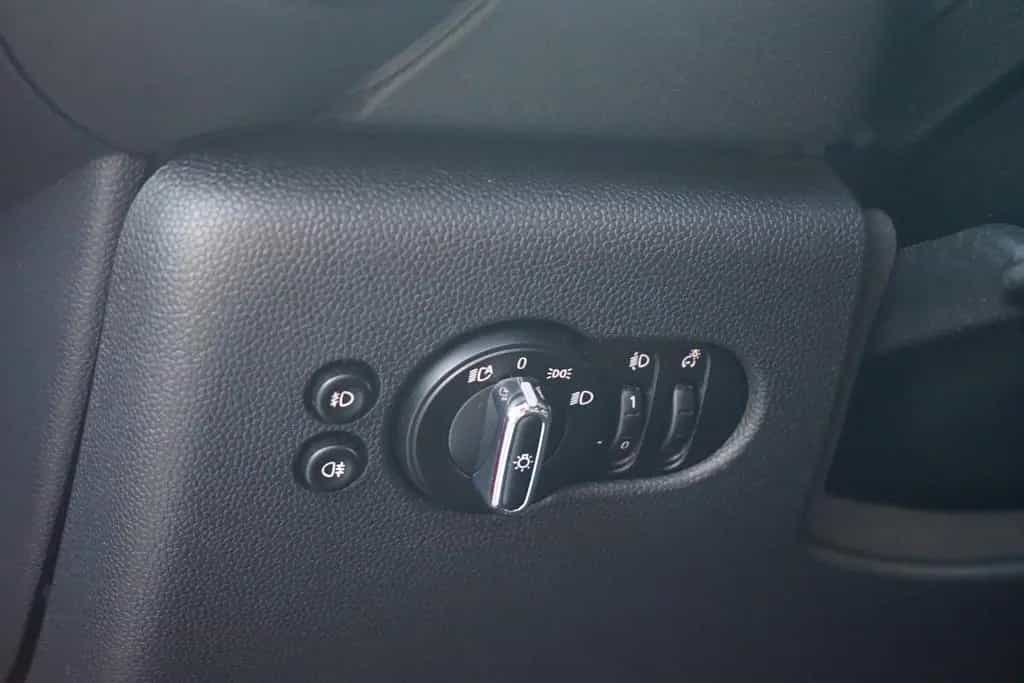 MINI Cooper Mini Cooper 1.5 LED Tempomat Sitzheizung PDC USB 07/2018-photo-20