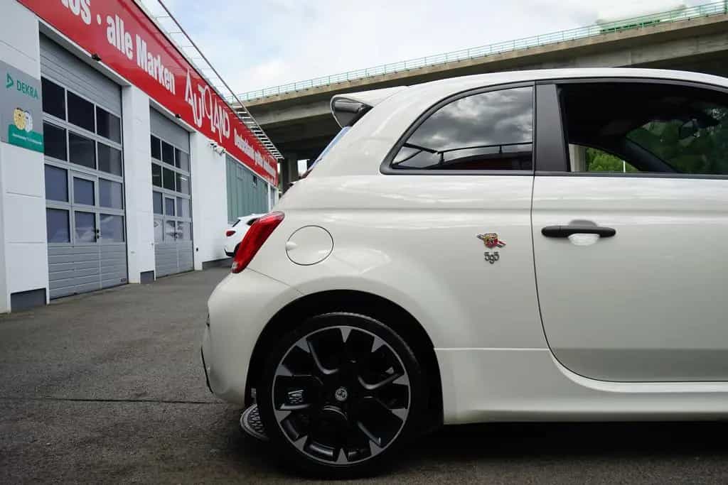 Abarth 595 Competizione 595 1.4 Competizione Bi-Xenon Navi Klimaaut. PDC 11/2020-photo-9
