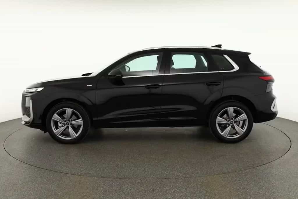Audi Q3 1.5 TFSI s-line s-tronic n.Modell LED ACC AHK 11/2025-photo-1