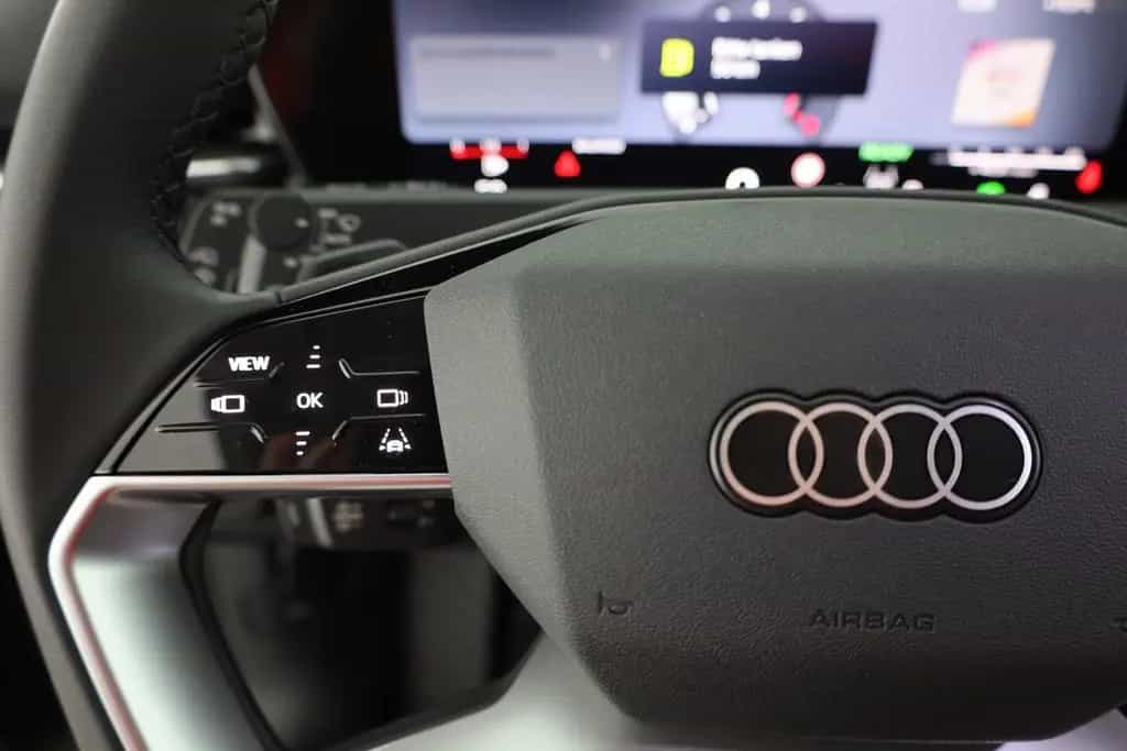 Audi Q3 1.5 TFSI s-line s-tronic n.Modell LED ACC AHK 11/2025-photo-15