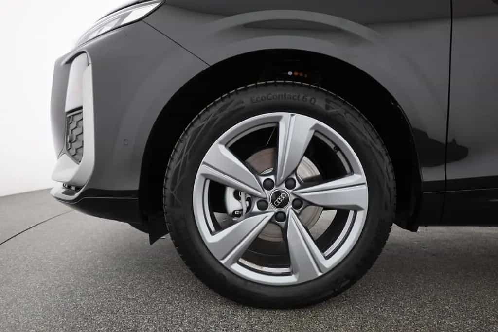 Audi Q3 1.5 TFSI s-line s-tronic n.Modell LED ACC AHK 11/2025-photo-32