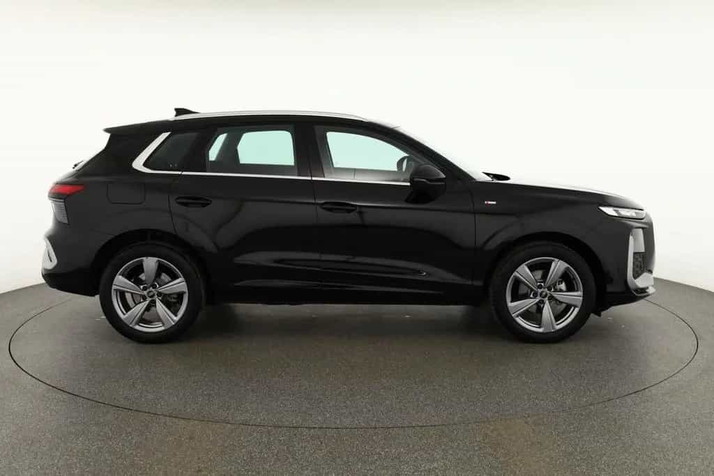 Audi Q3 1.5 TFSI s-line s-tronic n.Modell LED ACC AHK 11/2025-photo-5