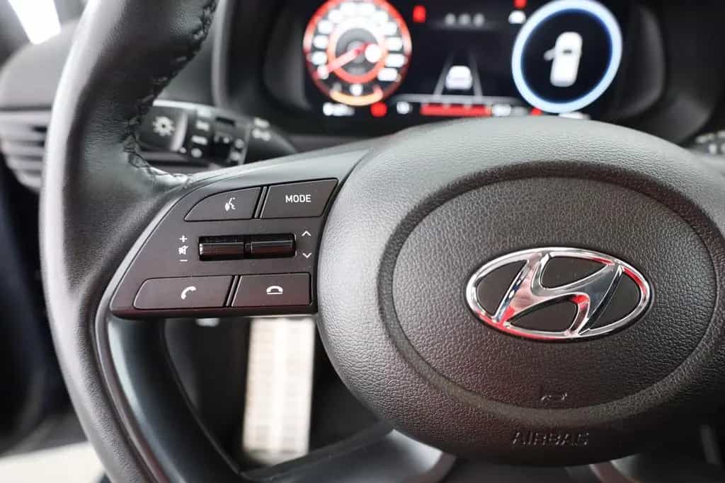 Hyundai BAYON 1.0T-GDI Aut. LED Tempomat Sitzheizung 01/2023-photo-16