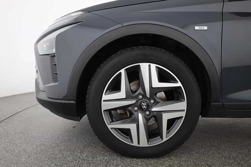 Hyundai BAYON 1.0T-GDI Aut. LED Tempomat Sitzheizung 01/2023-photo-31