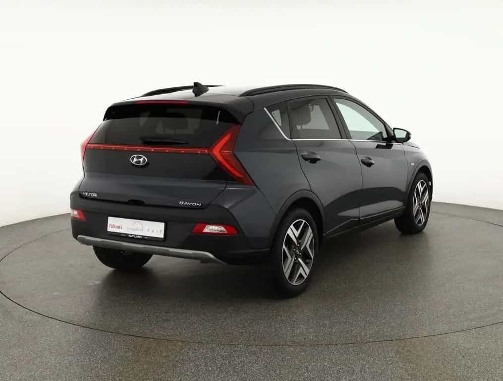 Hyundai BAYON 1.0T-GDI Aut. LED Tempomat Sitzheizung 01/2023-photo-4