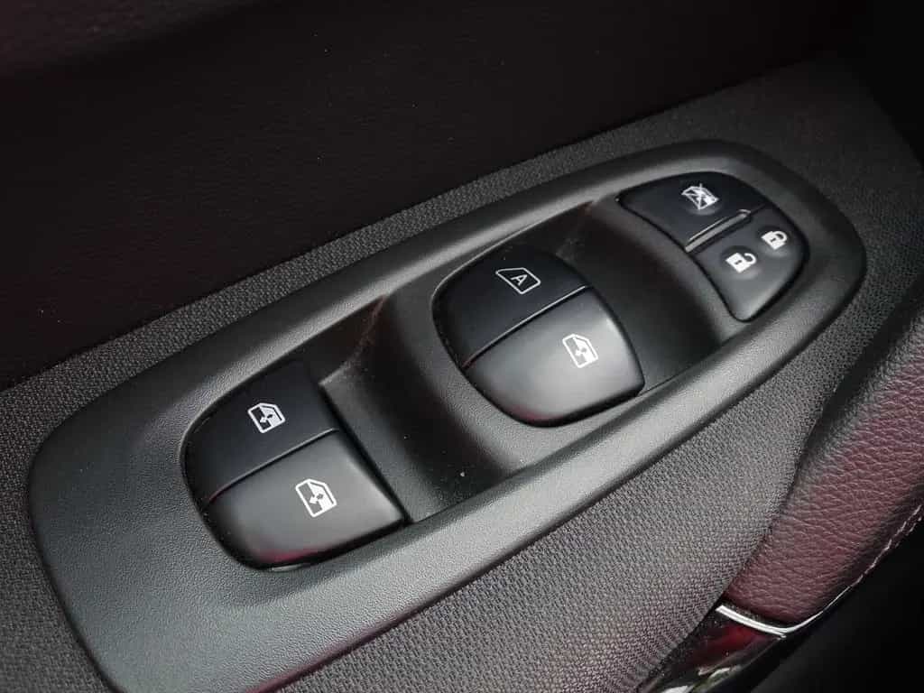 Renault Kadjar 1.2 TCE Life Energy Klima USB Bluetooth 10/2018-photo-19