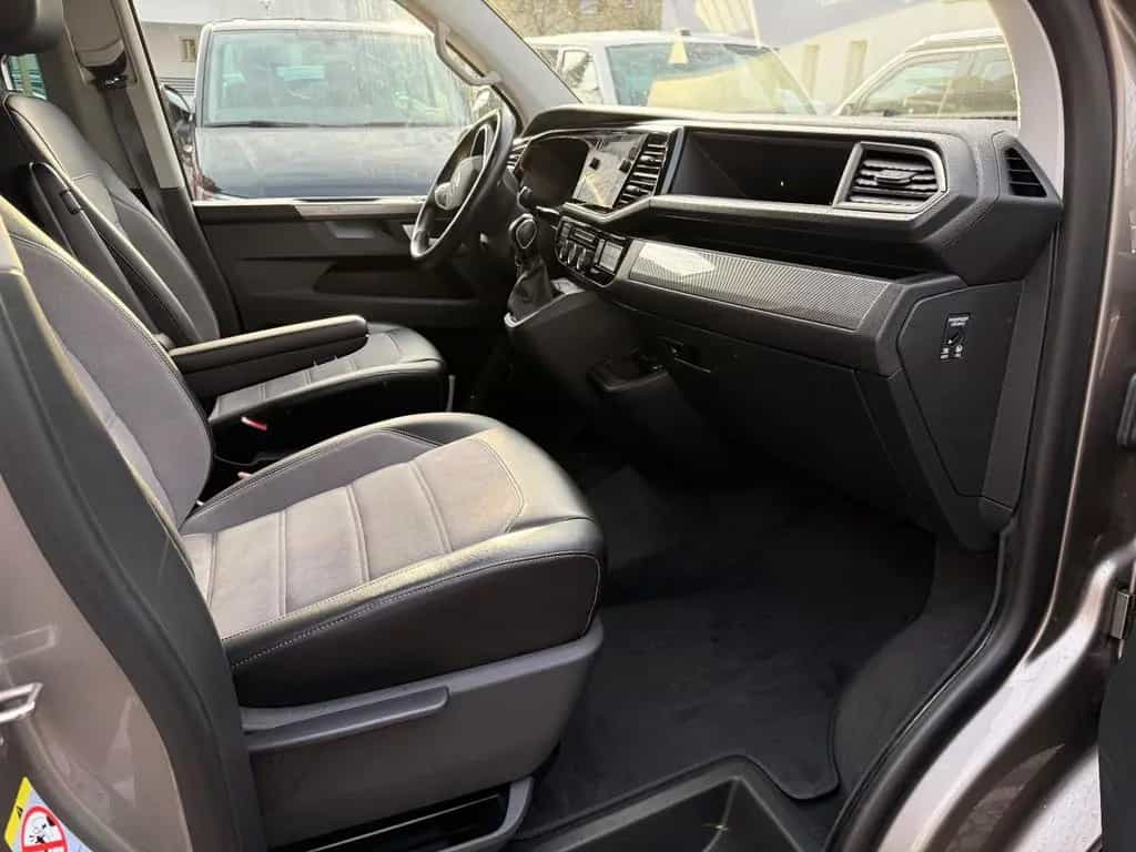 Volkswagen Multivan Six/AUTOM/LEDER/7SITZER/Org100/IHan 11/2021-photo-11