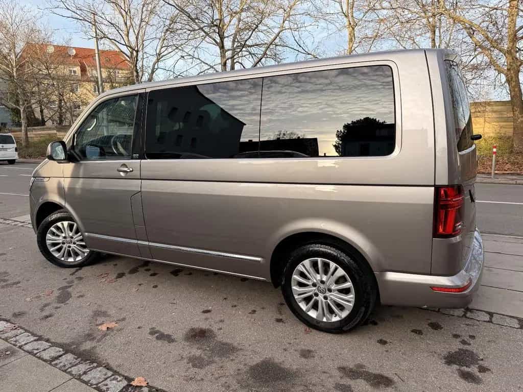 Volkswagen Multivan Six/AUTOM/LEDER/7SITZER/Org100/IHan 11/2021-photo-4