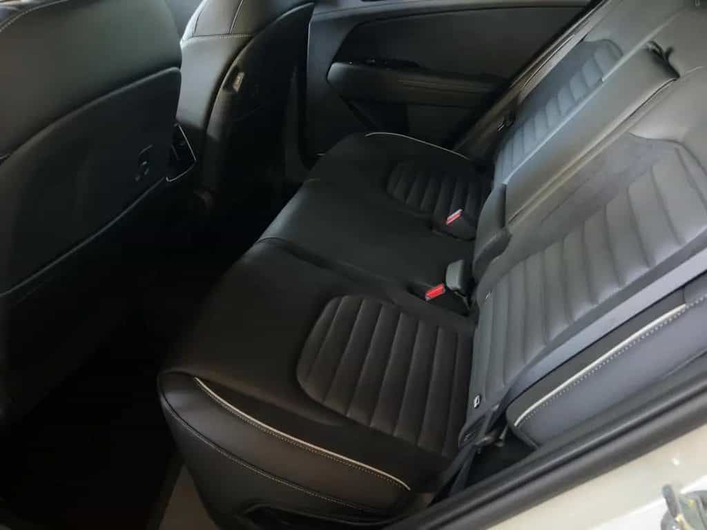 Kia Sportage 1.6T GT-Line Glasdach+360°+LED+Navi 10/2025-photo-16