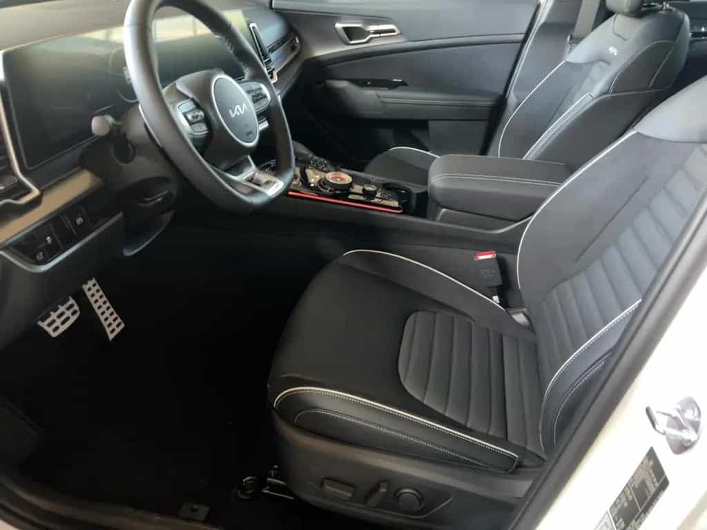 Kia Sportage 1.6T GT-Line Glasdach+360°+LED+Navi 10/2025-photo-8