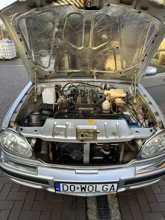 Other Other Wolga Volga GAZ 31105 Wie NEU 01/2006-photo-1