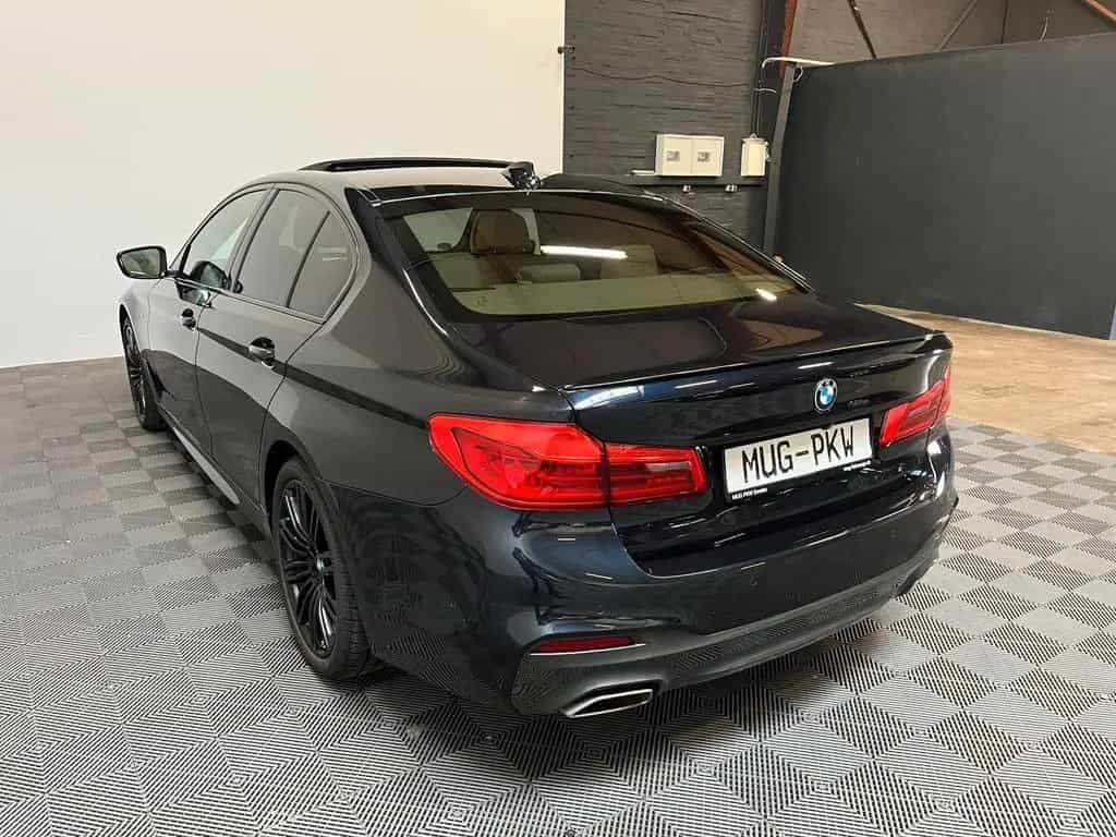 BMW 5 Series 01/2020-photo-1