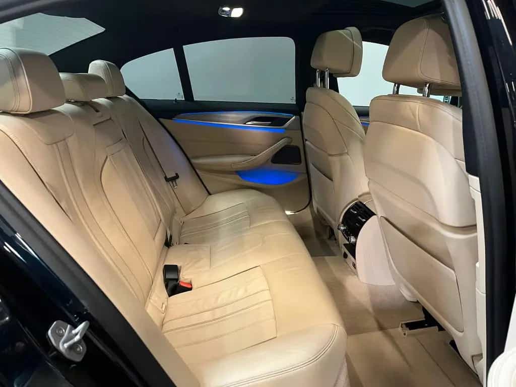 BMW 5 Series 01/2020-photo-13
