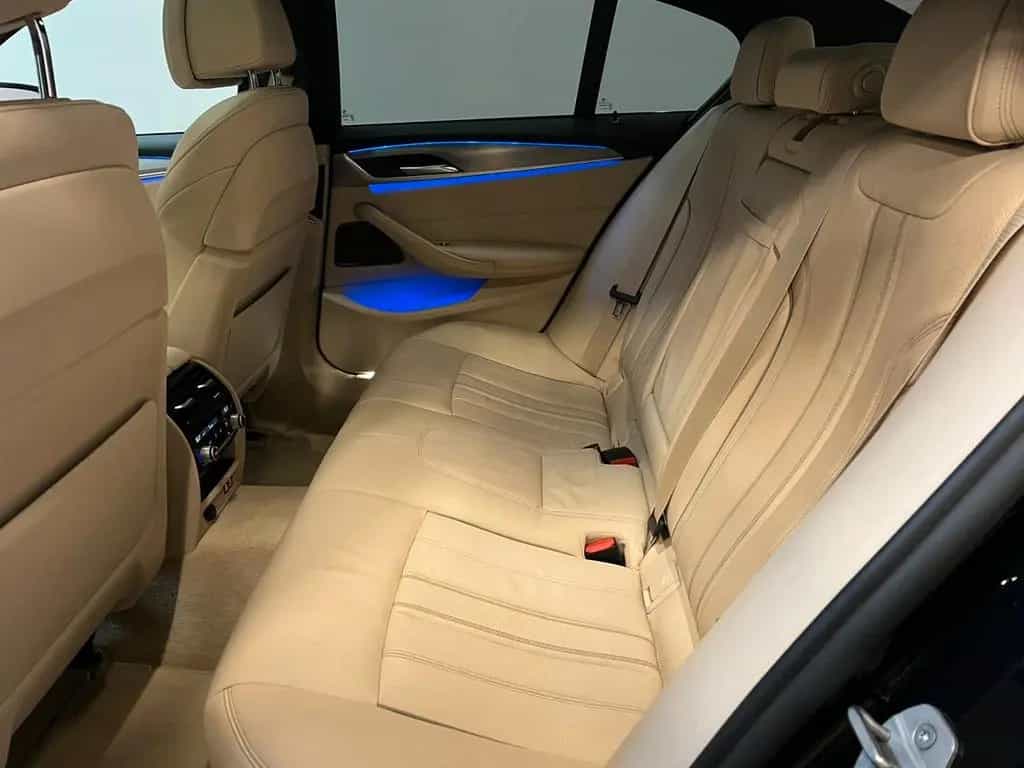 BMW 5 Series 01/2020-photo-15
