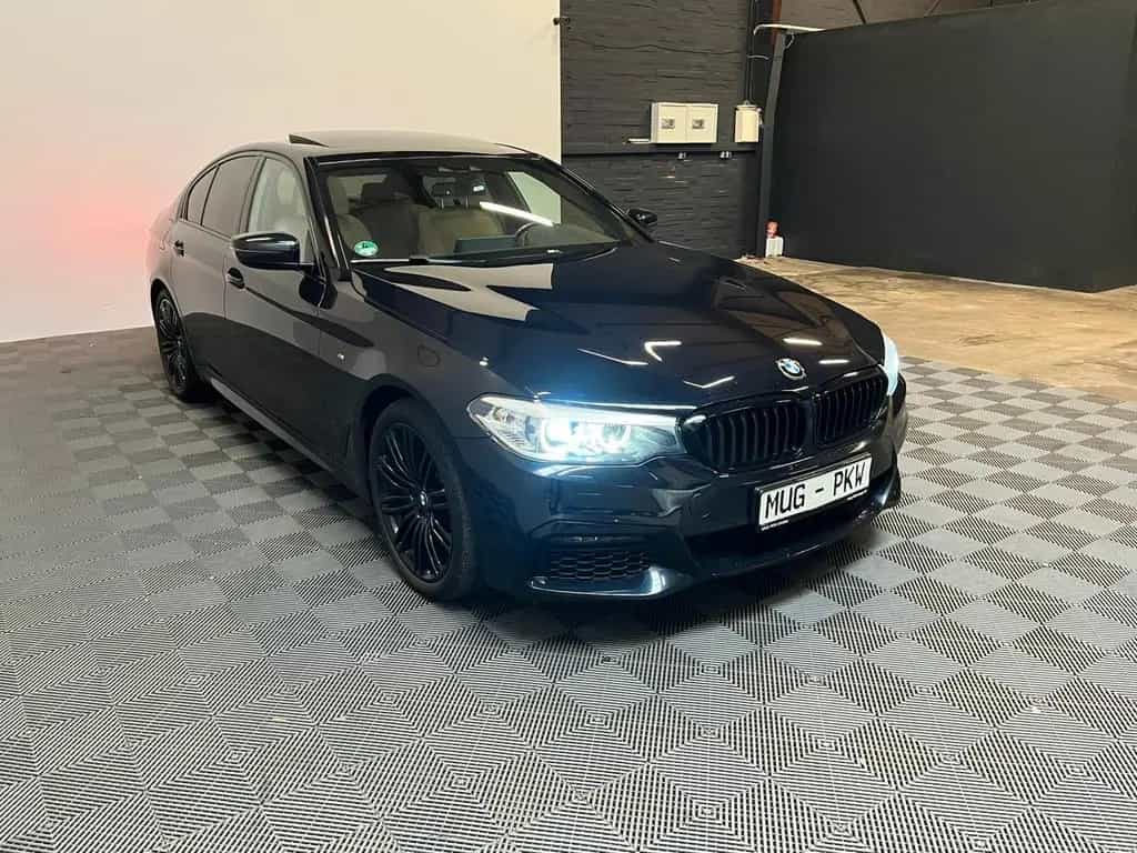 BMW 5 Series 01/2020-photo-2