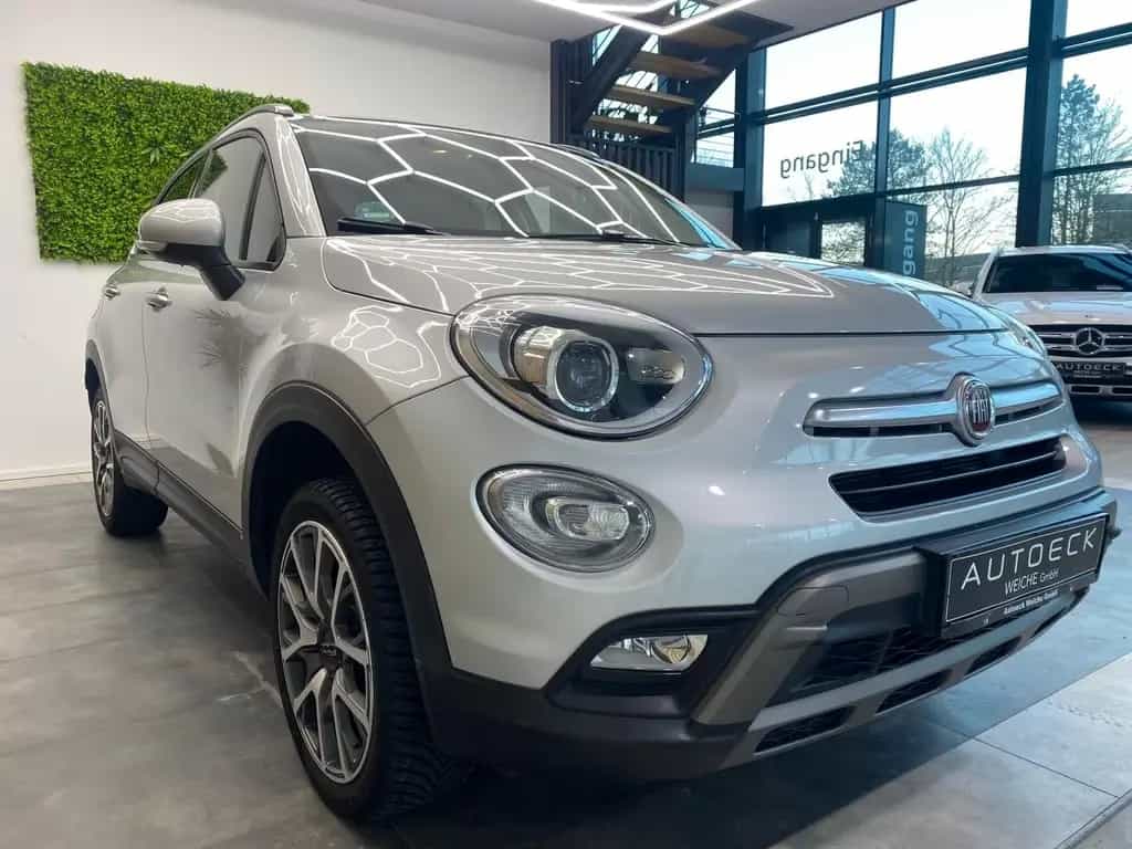 Fiat 500X 1.4L 4x4 Cross Plus Automatik XENON NAVI 06/2016-photo-2