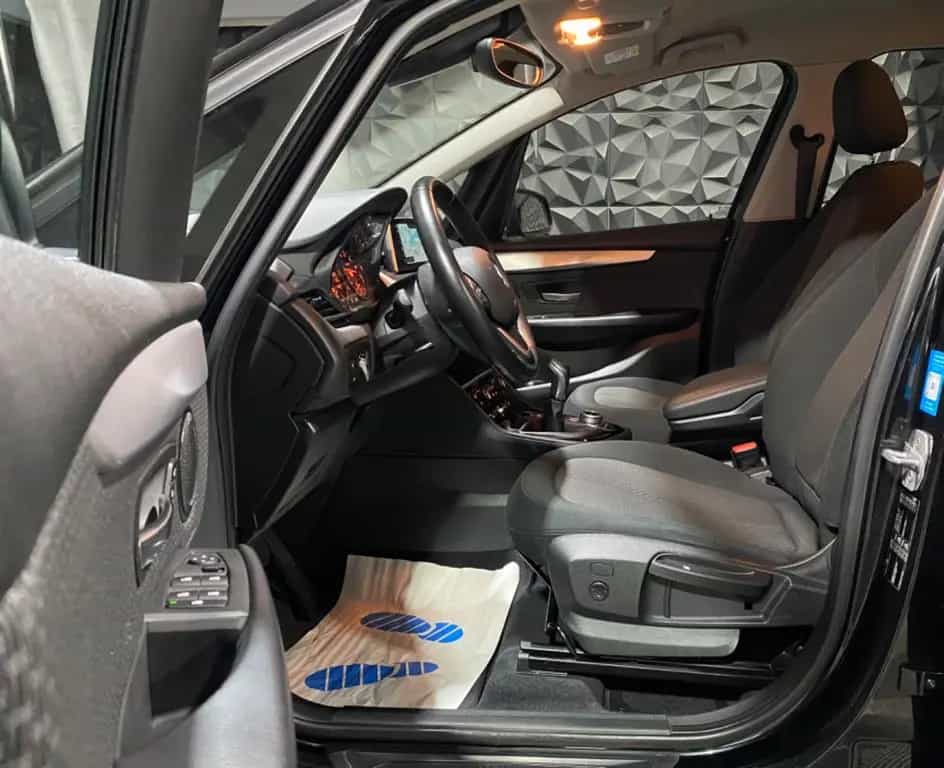 BMW 2 Series 218 Gran Tourer, Navi, Sitzheizung, Tempomat 01/2018-photo-10