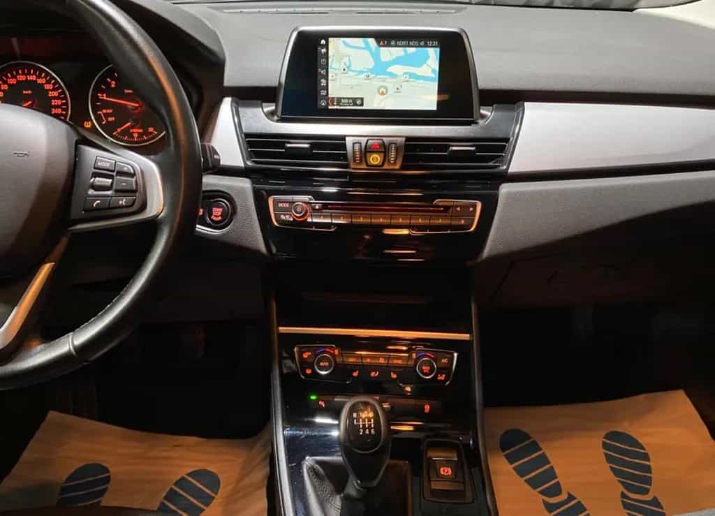 BMW 2 Series 218 Gran Tourer, Navi, Sitzheizung, Tempomat 01/2018-photo-15