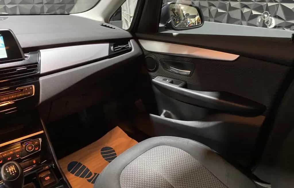 BMW 2 Series 218 Gran Tourer, Navi, Sitzheizung, Tempomat 01/2018-photo-22
