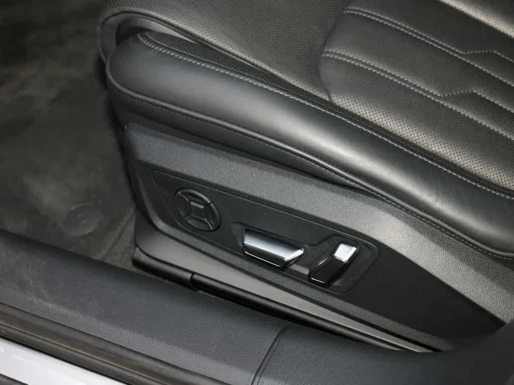 Audi A6 Avant 50 TDI quattro S line tiptronic 12/2022-photo-9