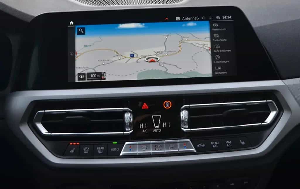 BMW 320 d xDrive Touring 48 V Aut. LED EXP:21.200.- 10/2021-photo-10