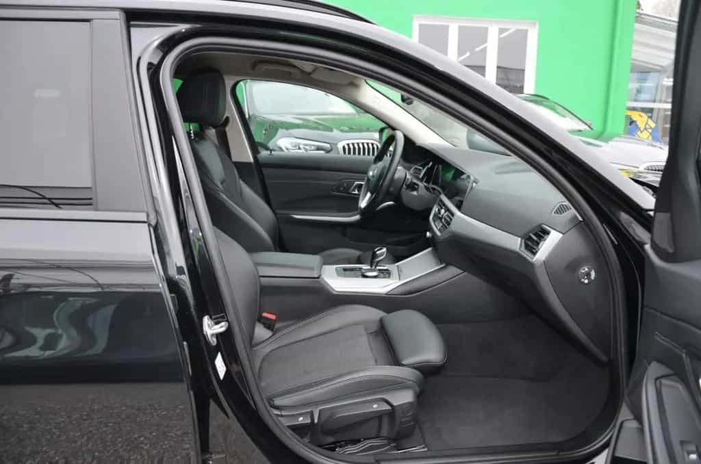BMW 320 d xDrive Touring 48 V Aut. LED EXP:21.200.- 10/2021-photo-13