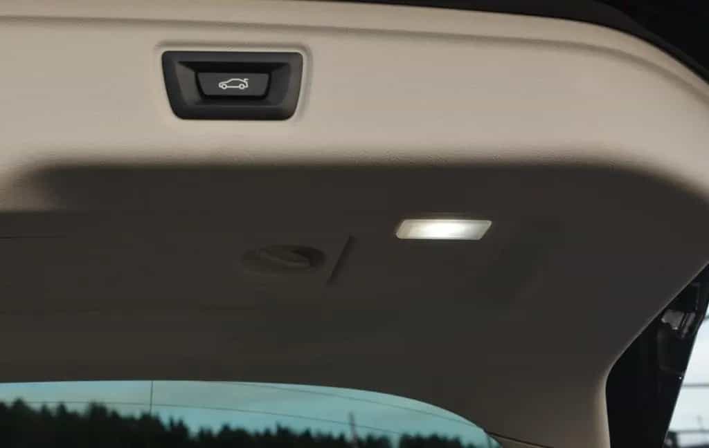 BMW 320 d xDrive Touring 48 V Aut. LED EXP:21.200.- 10/2021-photo-19