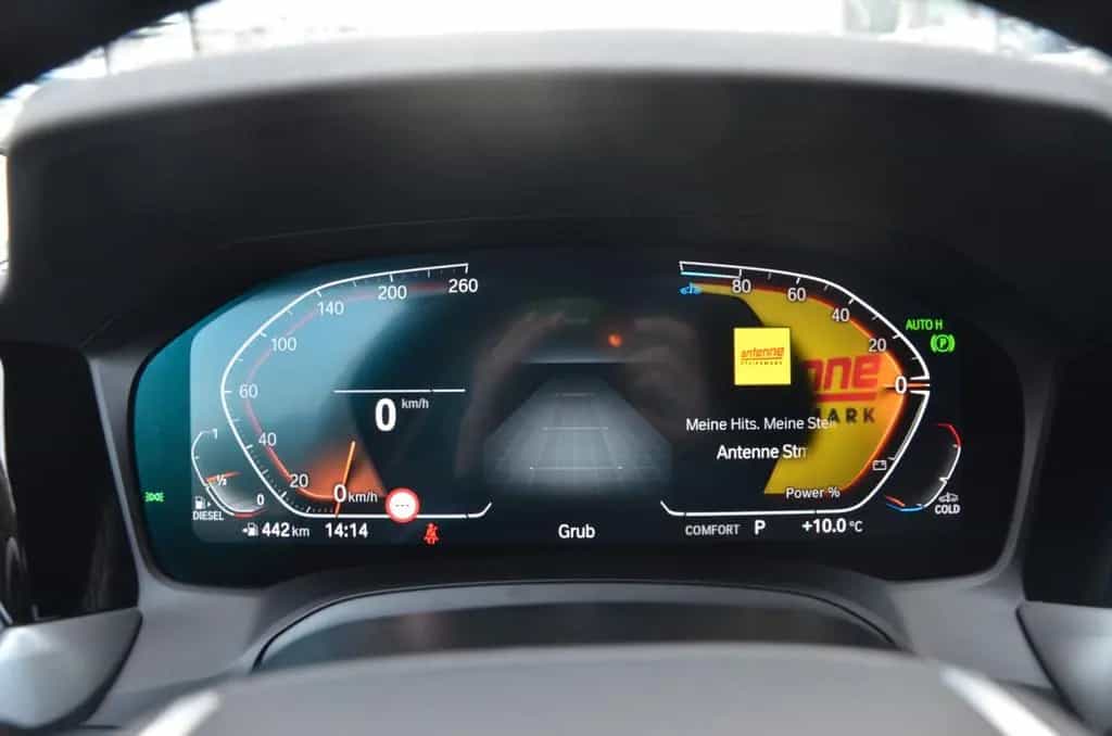 BMW 320 d xDrive Touring 48 V Aut. LED EXP:21.200.- 10/2021-photo-8
