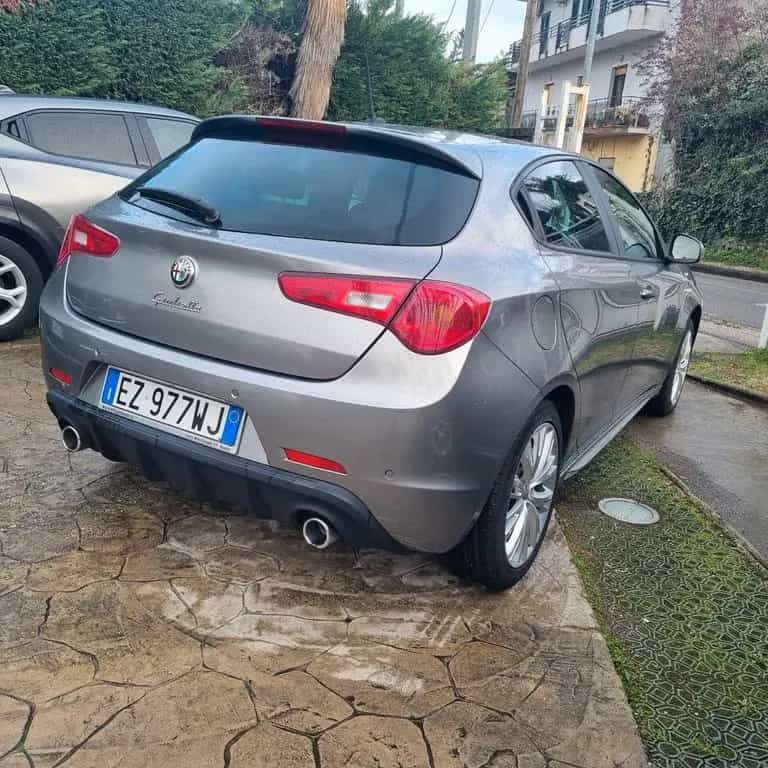 Alfa Romeo Giulietta 2.0 JTDm-2 175 CV TCT Exclu 07/2015-photo-3