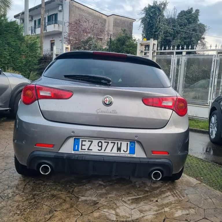 Alfa Romeo Giulietta 2.0 JTDm-2 175 CV TCT Exclu 07/2015-photo-4