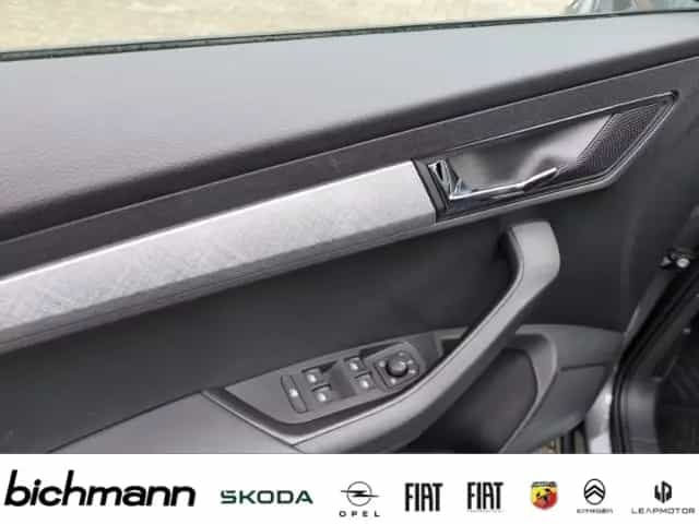 Skoda Karoq Tour W'less Apps SHZvh AHK PDCvh RFK 11/2022-photo-20