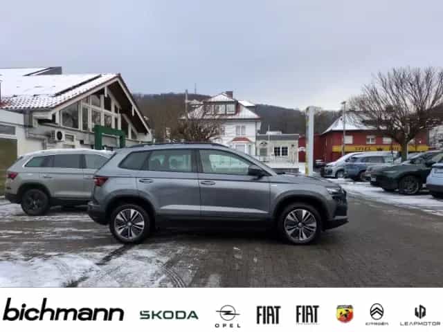 Skoda Karoq Tour W'less Apps SHZvh AHK PDCvh RFK 11/2022-photo-6