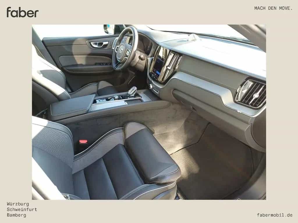 Volvo XC60 B5 Benziner Ultra Black Edition AWD 05/2025-photo-4