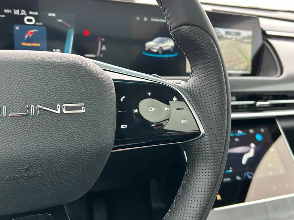 BAIC Beijing X75 1.5 Turbo Panorama ACC 360° Kamera null-photo-34
