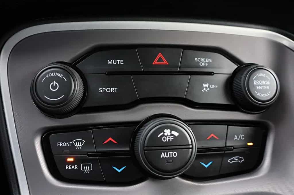 Dodge Challenger 3.6 SXT/CarPlay/KAMERA/R20 10/2022-photo-19
