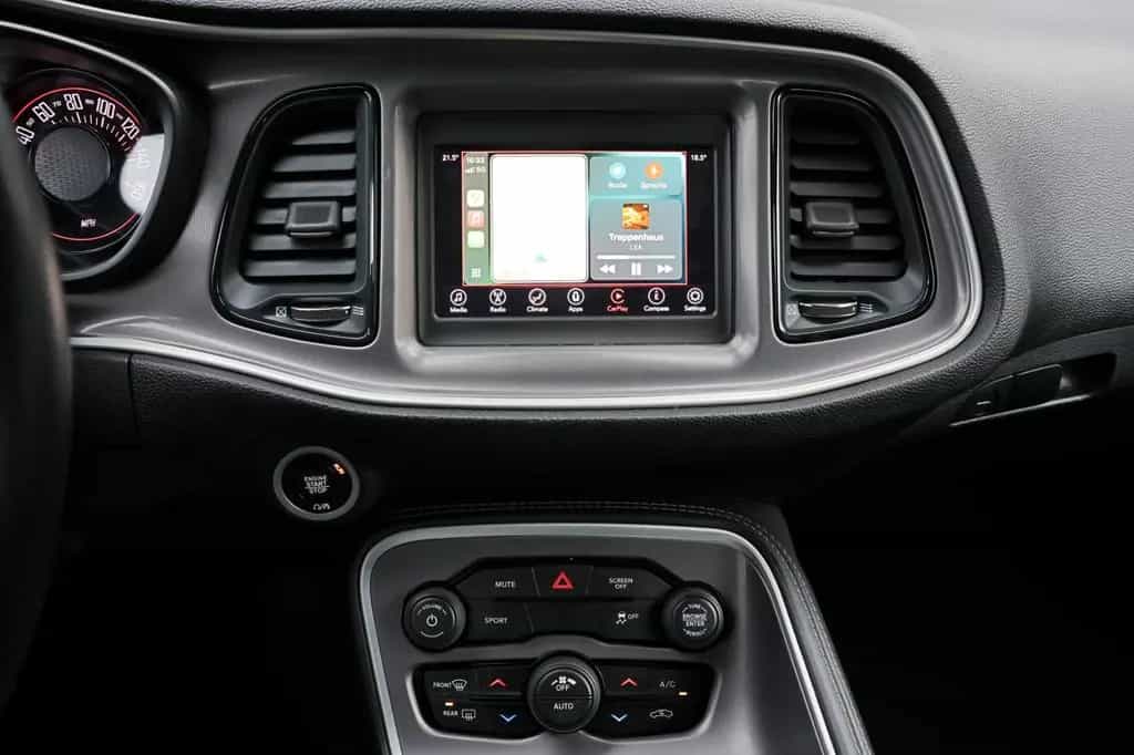 Dodge Challenger 3.6 SXT/CarPlay/KAMERA/R20 10/2022-photo-20