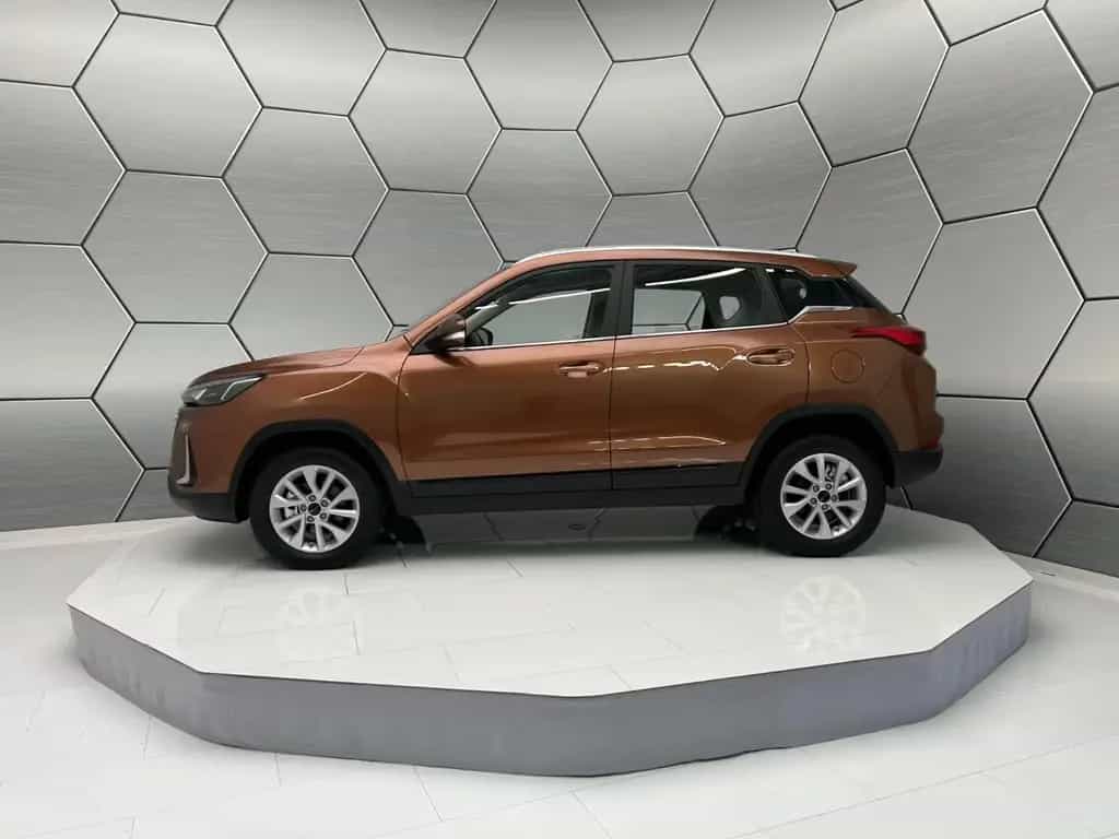 BAIC Beijing X35 1.5T CVT LED Klima Tempomat null-photo-2