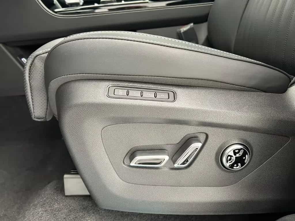 BAIC BJ60 Flagship 2.0T 4WD 48V 360°Kamera Leder LED null-photo-25