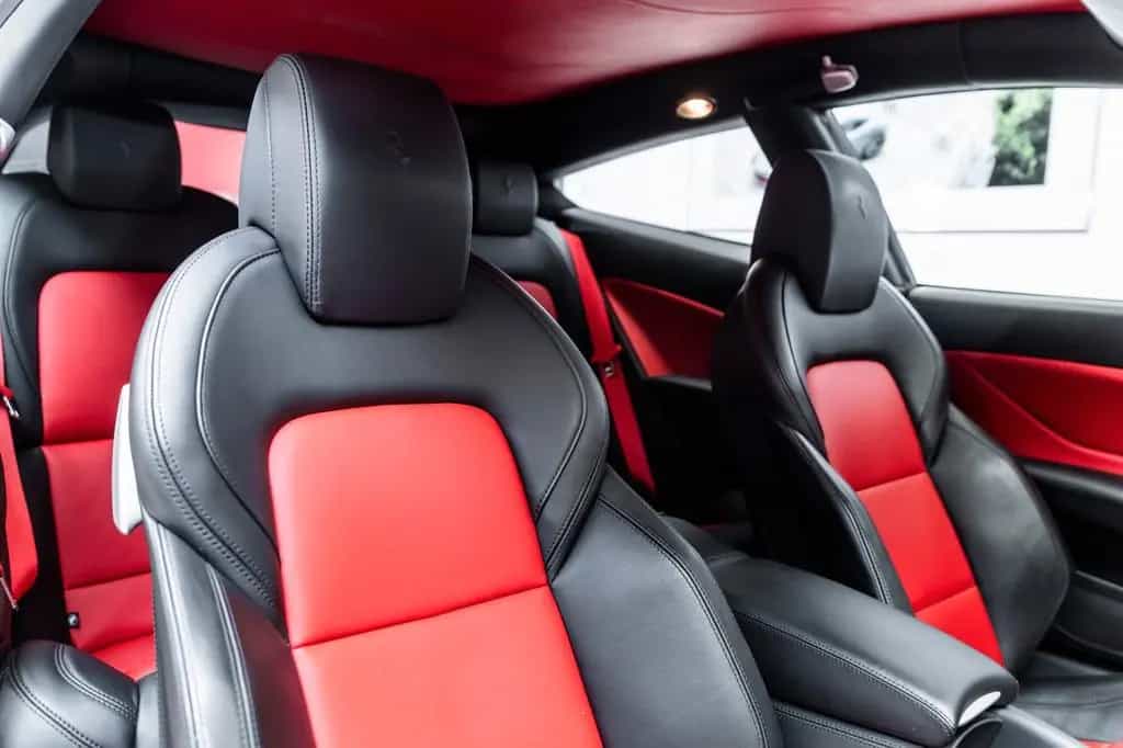 Ferrari FF 6,3 V12 4x4 05/2015-photo-12