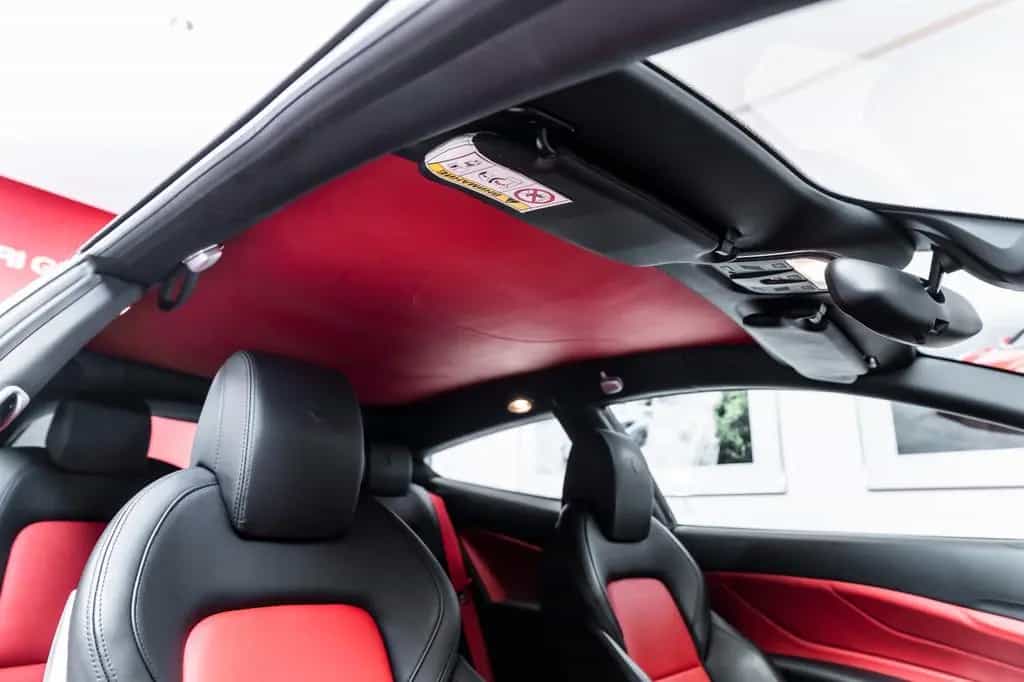 Ferrari FF 6,3 V12 4x4 05/2015-photo-13
