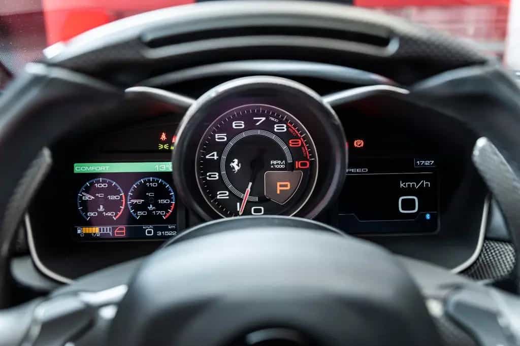 Ferrari FF 6,3 V12 4x4 05/2015-photo-16