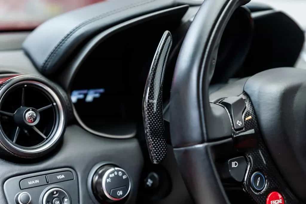 Ferrari FF 6,3 V12 4x4 05/2015-photo-18